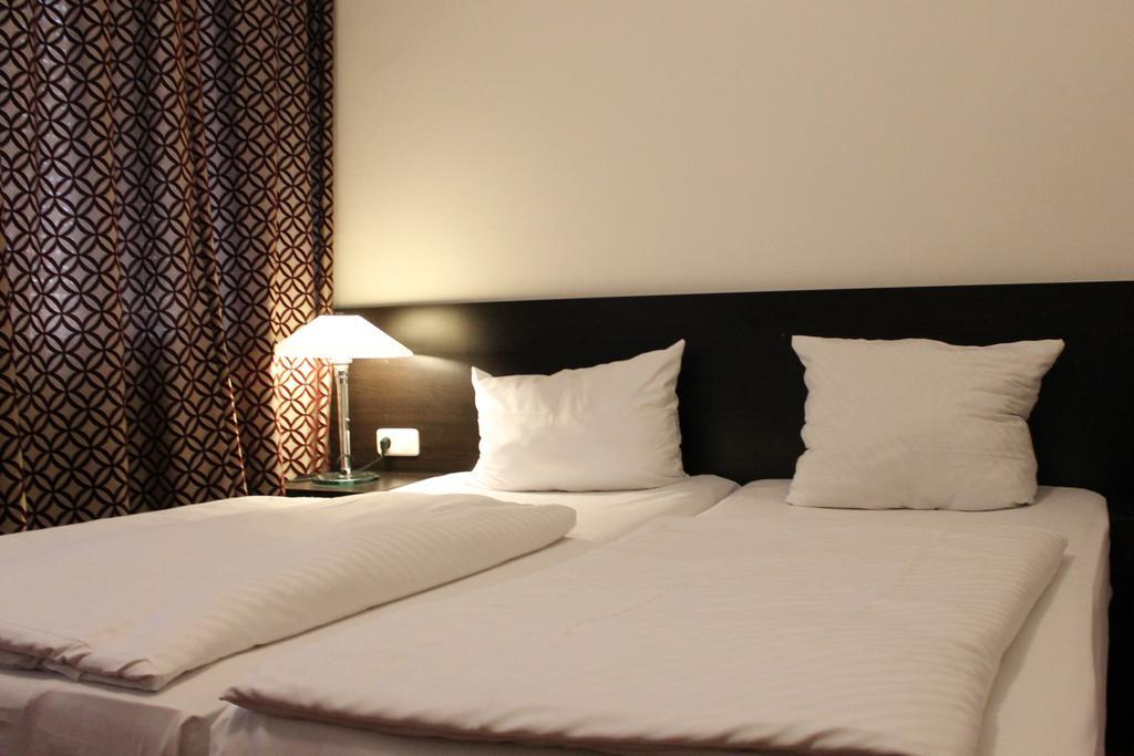 Aariana Hotel Offenbach am Main Zewnętrze zdjęcie